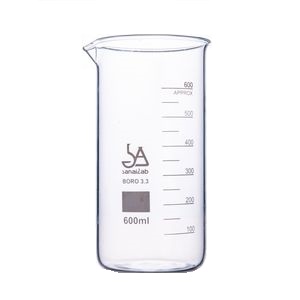 Стаканы высокие с носиком